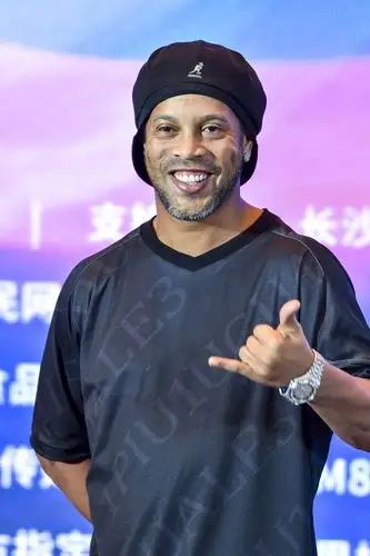 相较之下